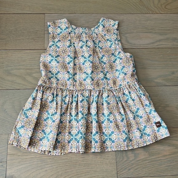 𝅺tea COLLECTION Sleeveless Patterned Top - Picture 4 of 4